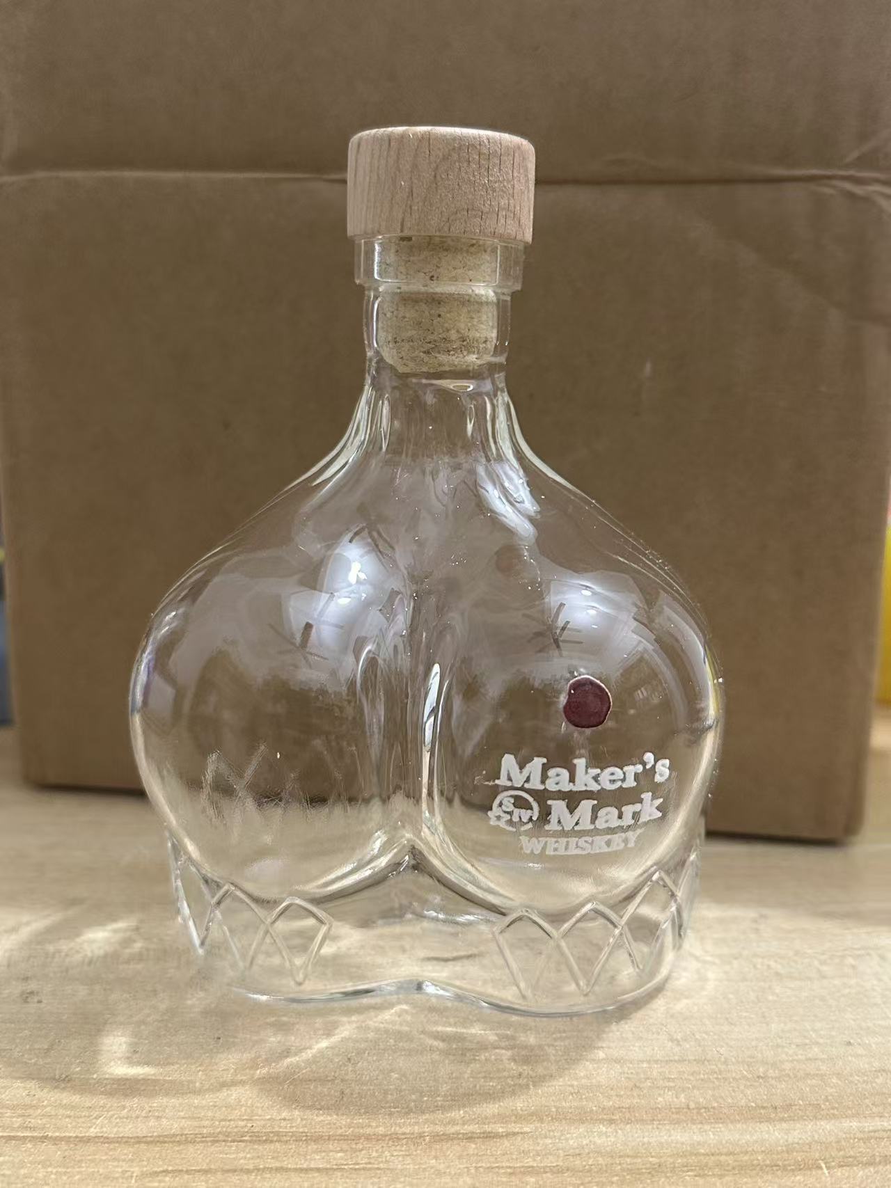 Decantador de Uísque em Format - Glass Decanter Whiskey avaliação e preço